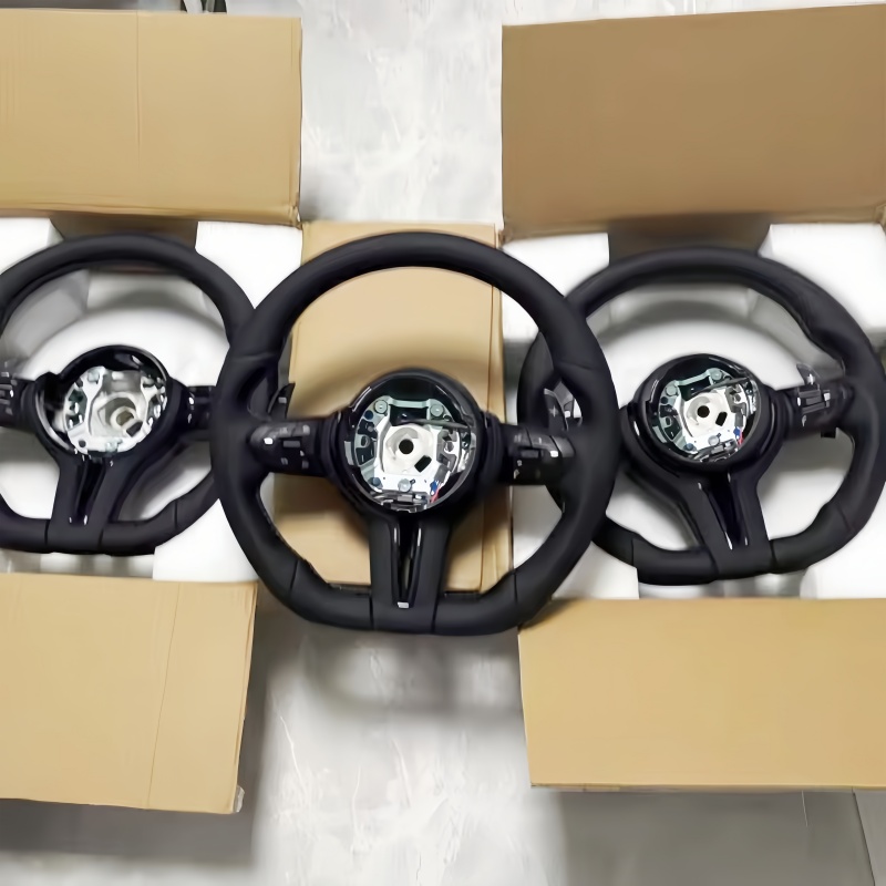 Car Accessories Papar - Кожаный чехол на руль для BMW